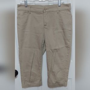 St John's Bay SZ 10 Capris